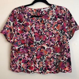 Collective Concepts cropped floral blouse